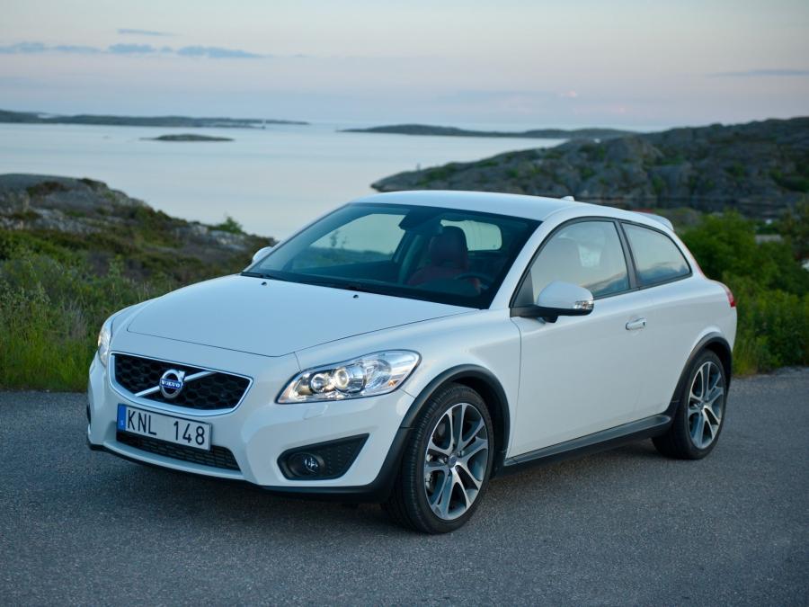  Volvo C30 T5 2009 года  (фото 5 из 9)